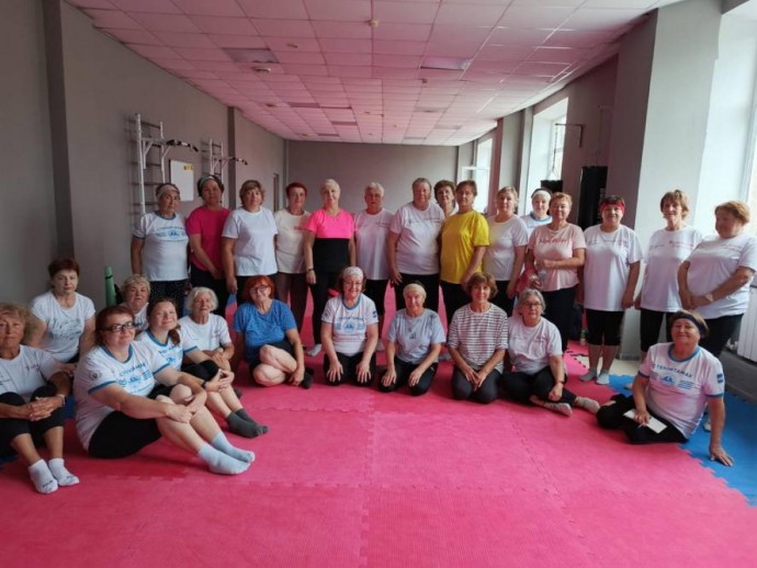 Пенсионеры Стерлитамака доказали что возраст не приговор после участия в проекте Ретро каратэ гене долголетия и здоровья