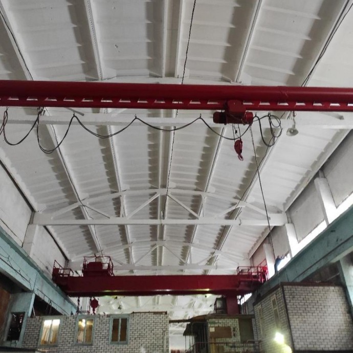 Краска в цехе весной отстаёт из‑за скрытых влажных дефектов конструкций и температурных колебаний