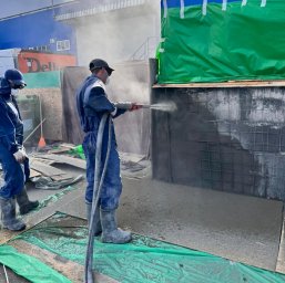 Реально ли усилить здание без остановки работы